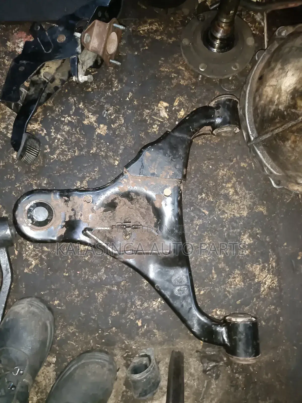Lower Control Arm Ford Ranger 2017