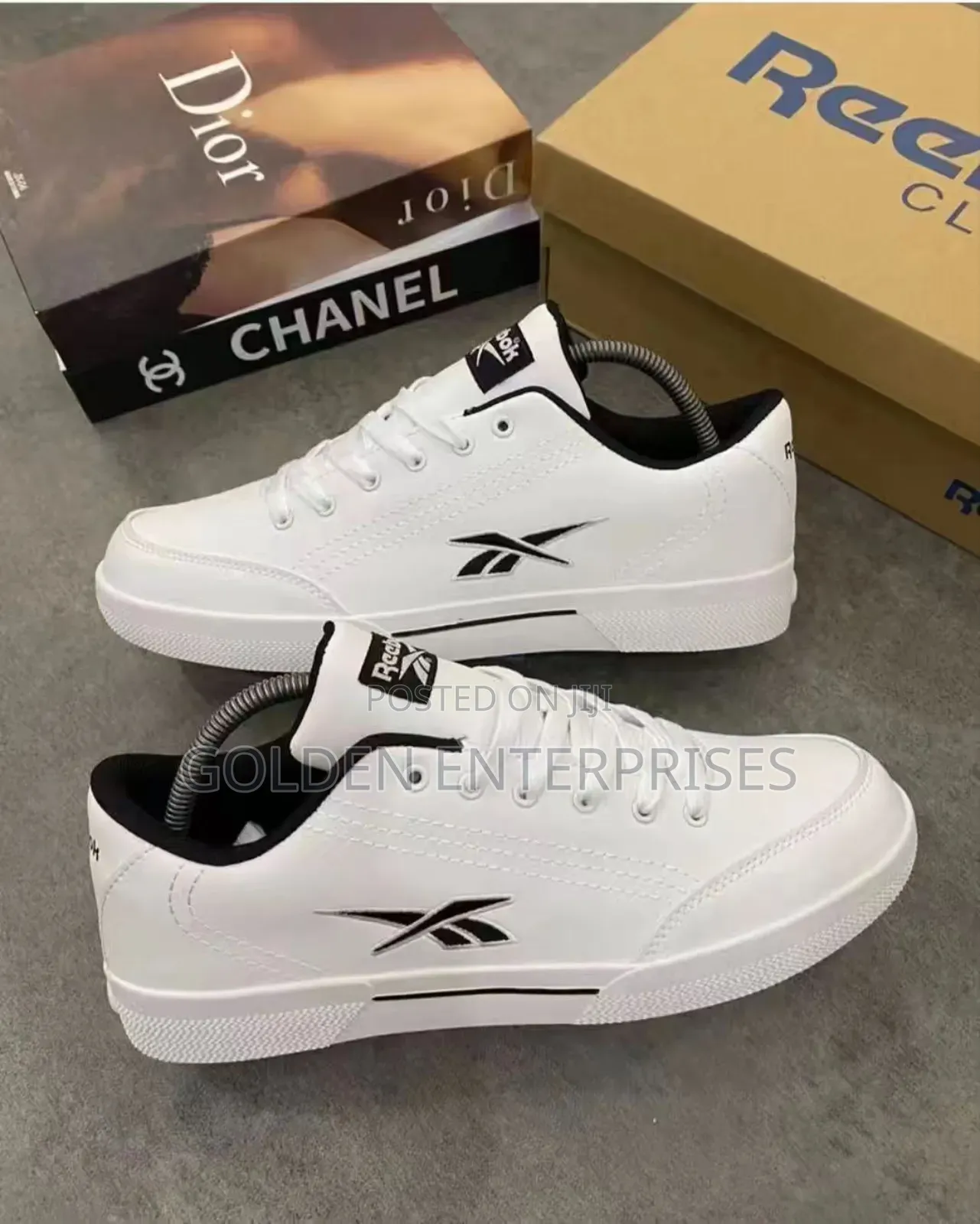 White Reebok Smart Casual 40-45