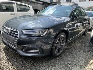 Audi A4 2017 Gray