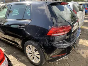 Volkswagen Golf TSI SE 4-Door FWD 2017 Black