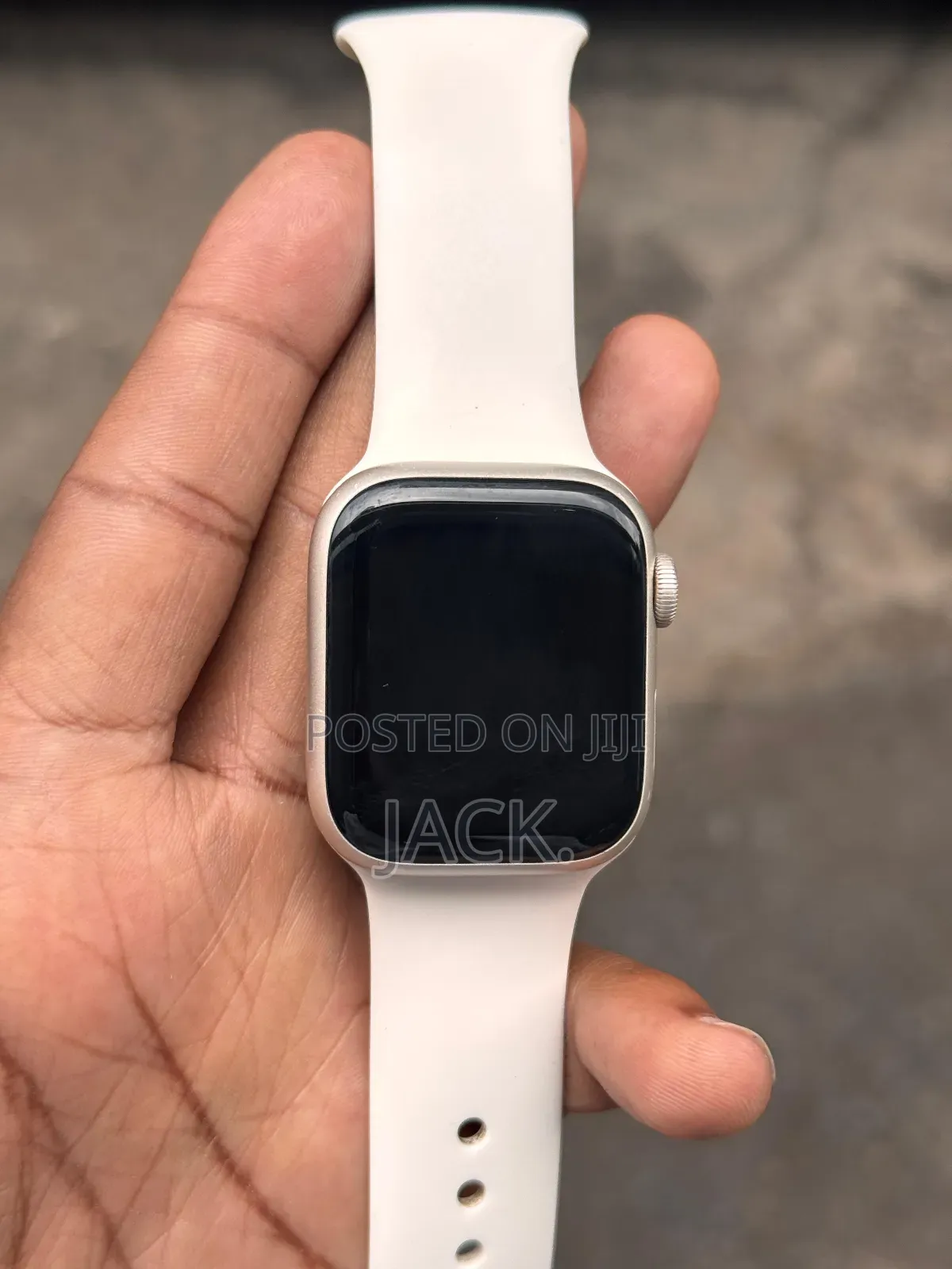Apple Watch Series 7 on Offer