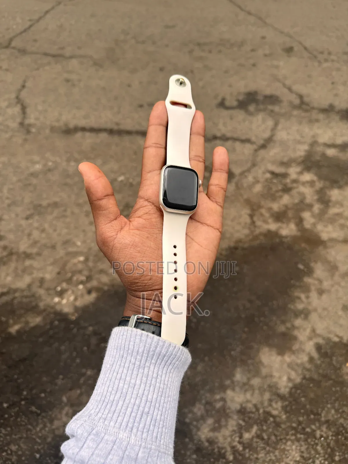 Apple Watch Series 7 on Offer
