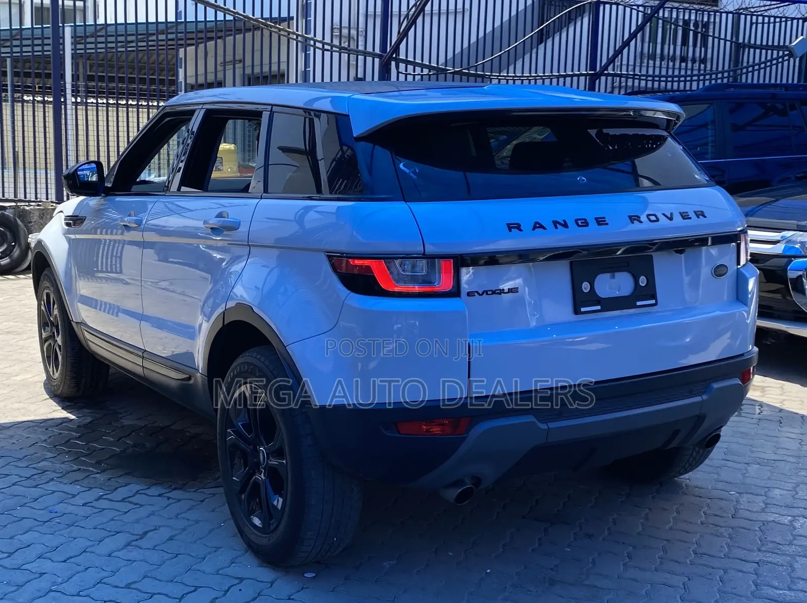 Land Rover Range Rover Evoque 2018 Pearl