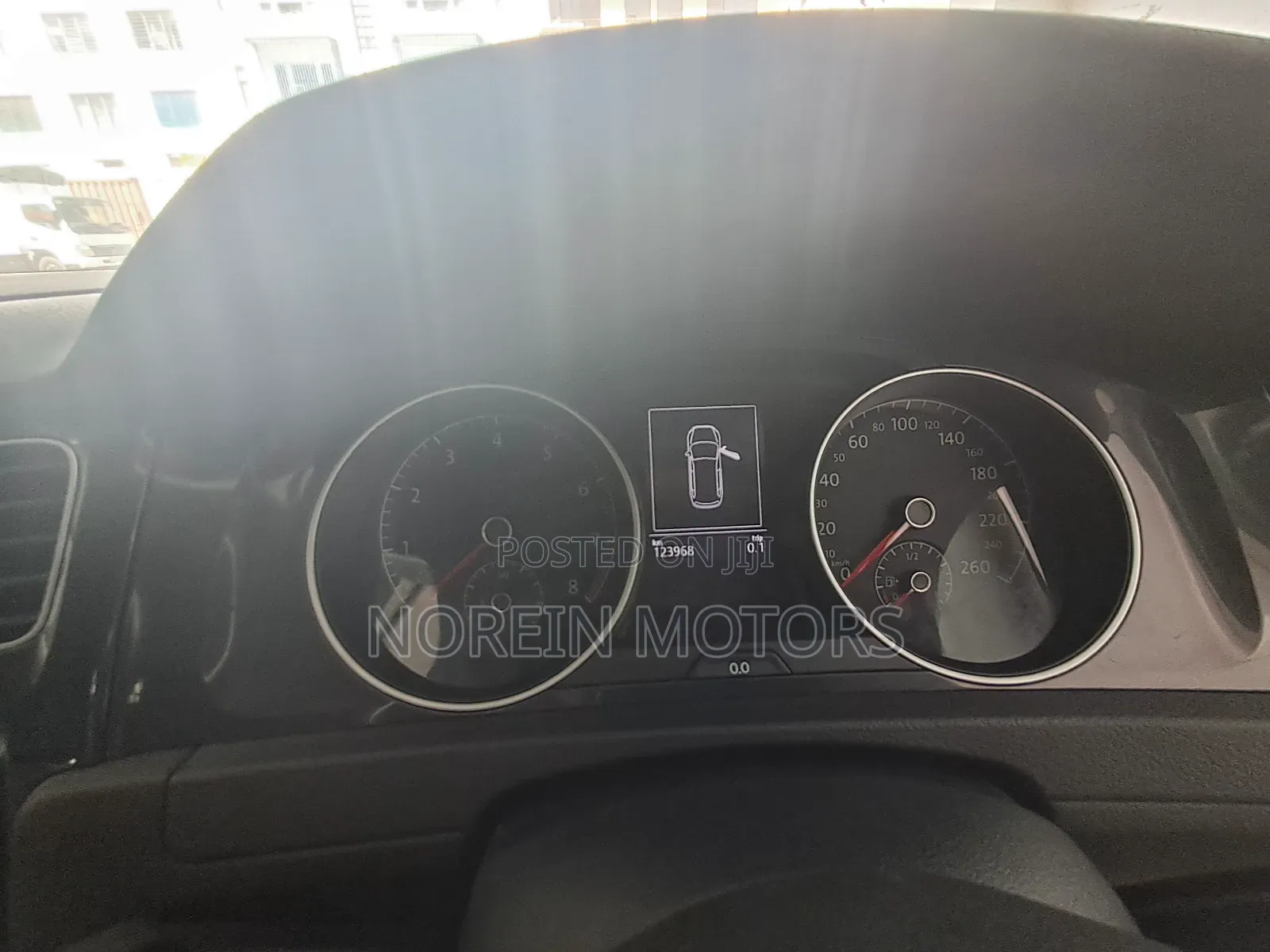 Volkswagen Golf TSI S 4-Door FWD 2017 Silver