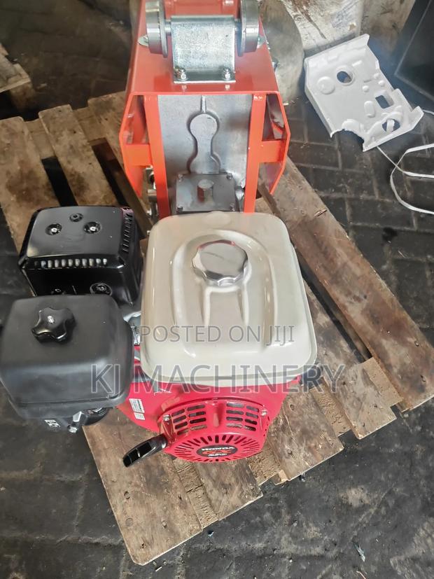 One Tonne Concrete Crane/Hoist/Lift