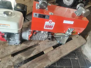One Tonne Concrete Crane/Hoist/Lift