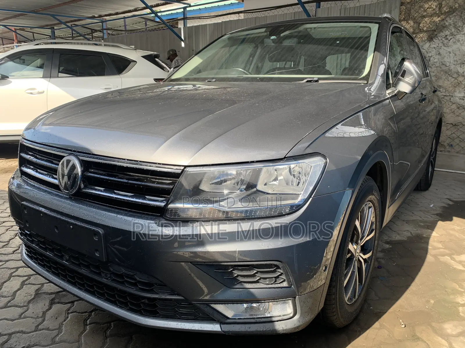 Volkswagen Tiguan 2.0T S FWD 2017 Gray