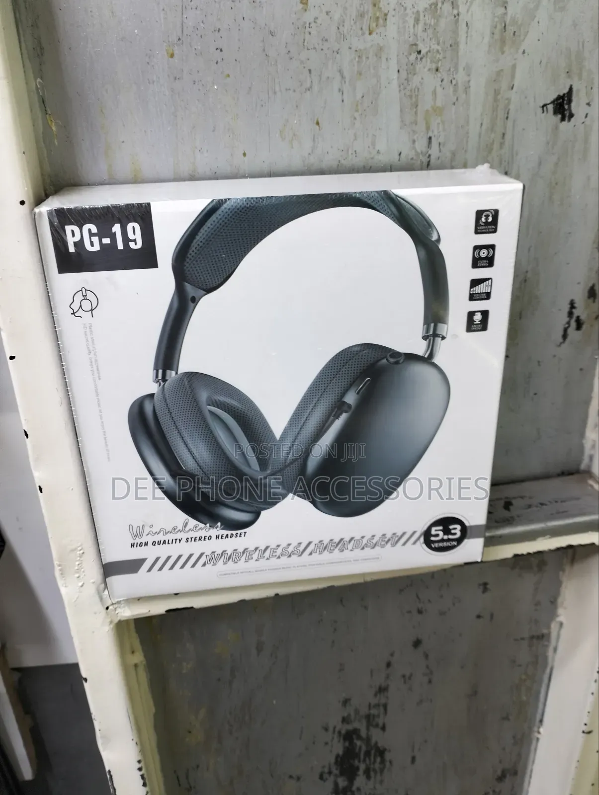 Pg 19 Super Bass Wireless Headphones With External Mic