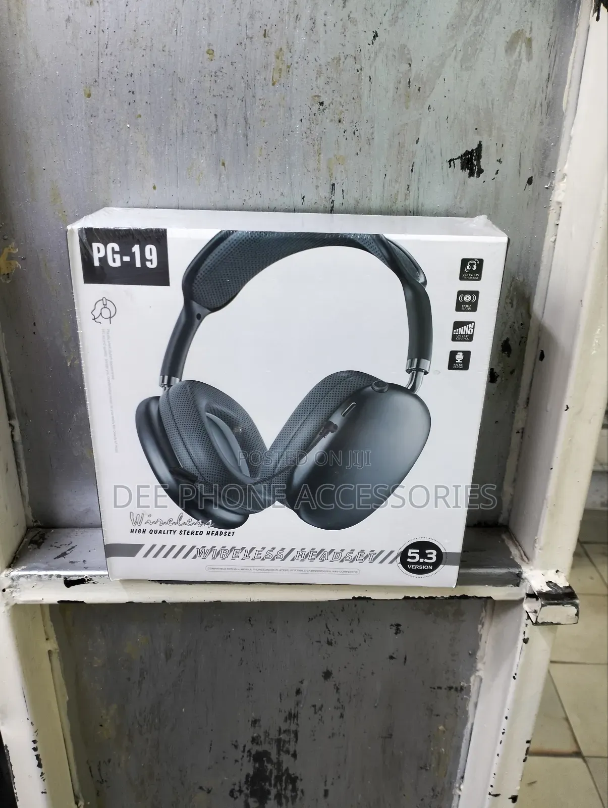 Pg 19 Super Bass Wireless Headphones With External Mic