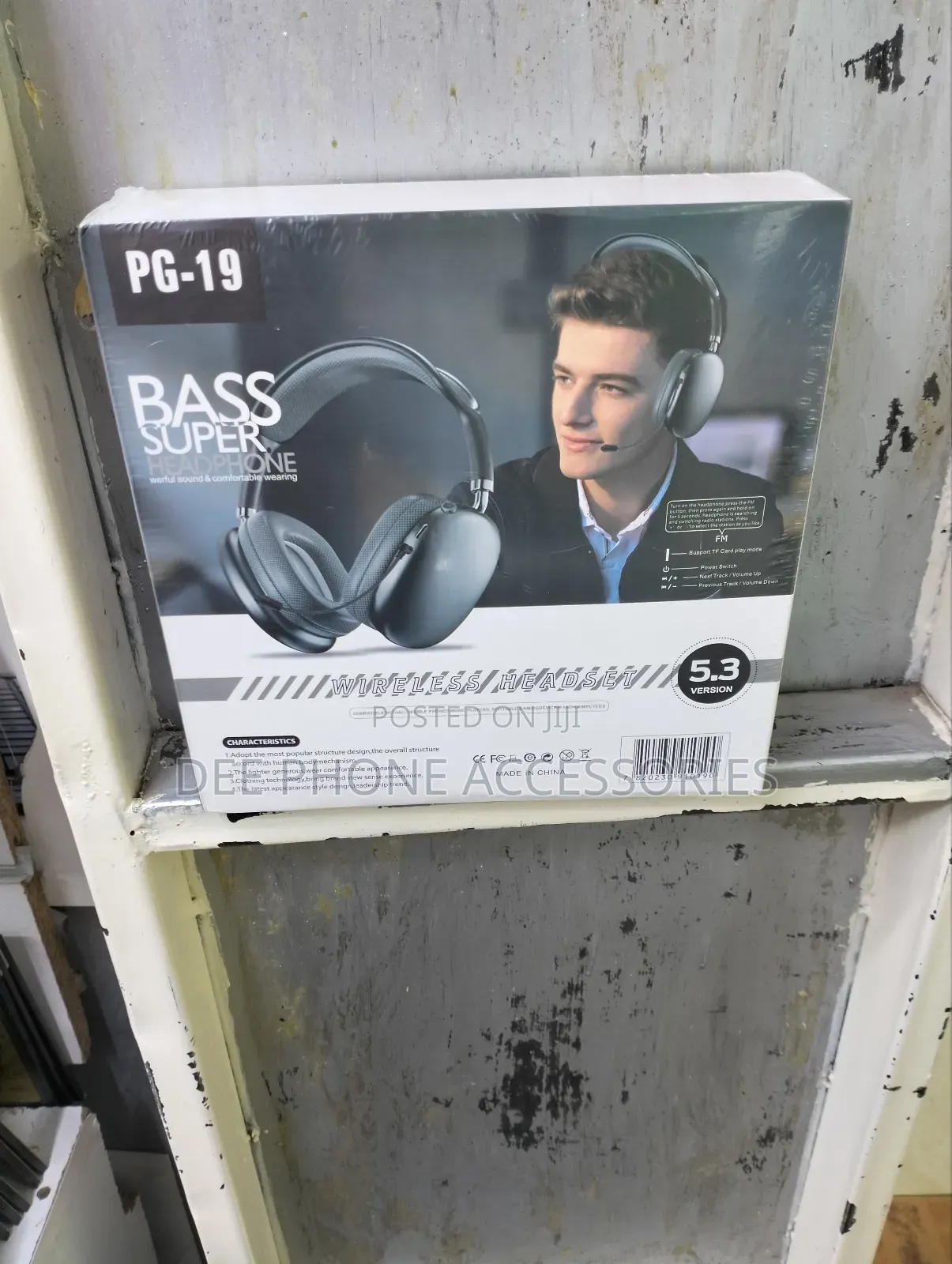 Pg 19 Super Bass Wireless Headphones With External Mic