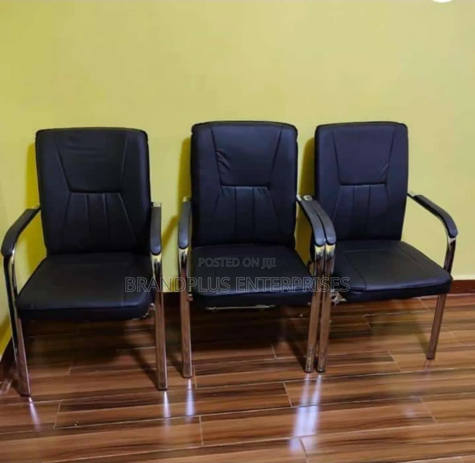 Leather Visitors Chair
