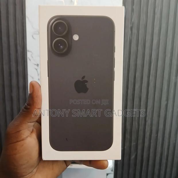 New Apple iPhone 16 128 GB Black