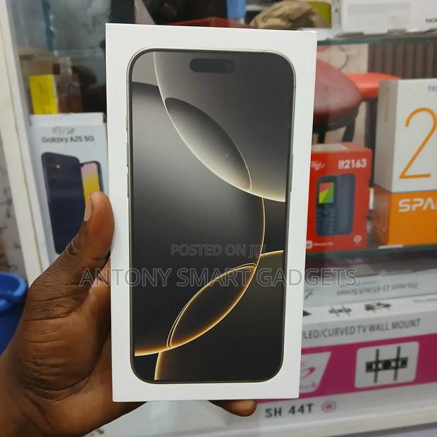 New Apple iPhone 16 Pro Max 256 GB Black - thumbnail 2