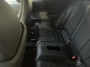 Mercedes-Benz E200 2017 Red