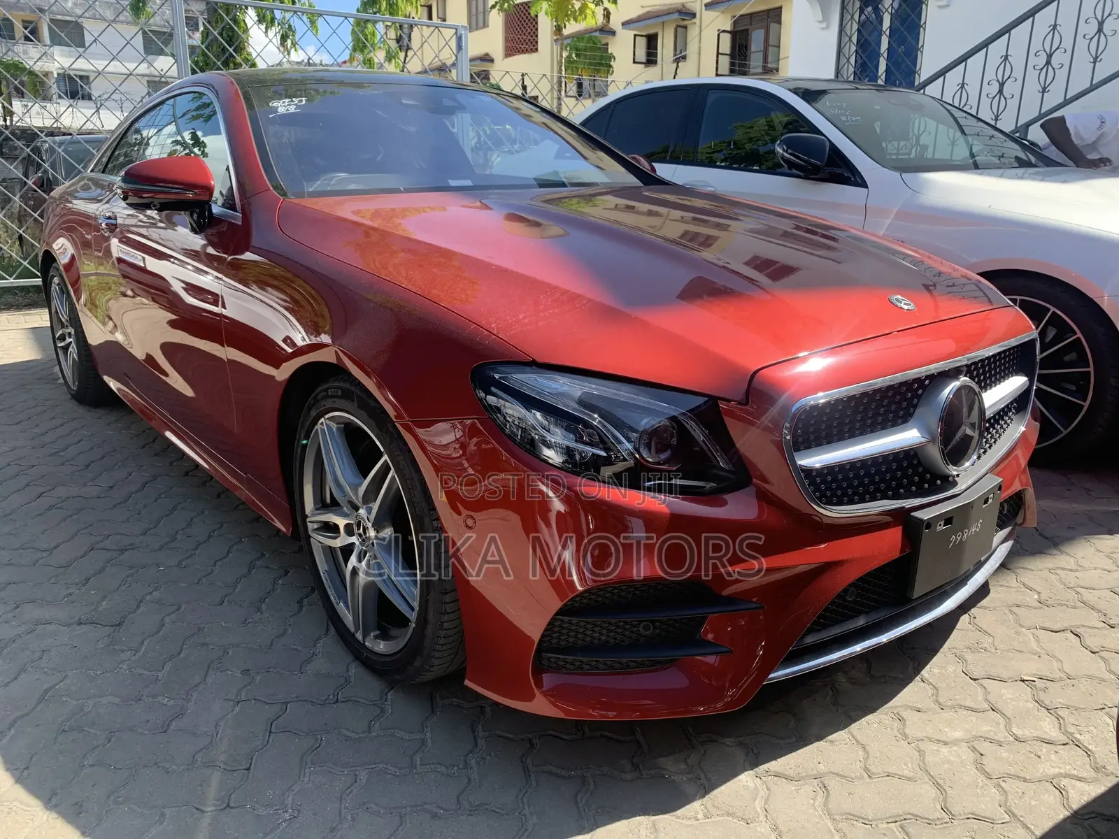 Mercedes-Benz E200 2017 Red