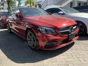 Mercedes-Benz C200 2018 Red