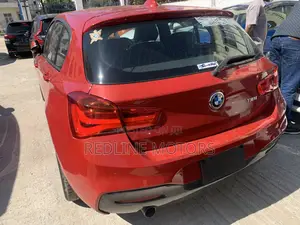 BMW 118i 2017 Red