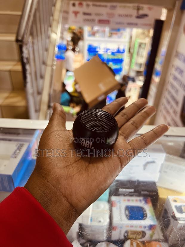 JBL Mini Portable Bt Palm Size Speaker. - main view