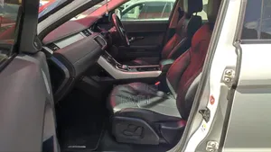Land Rover Range Rover Evoque Pure AWD 5-Door 2013 White