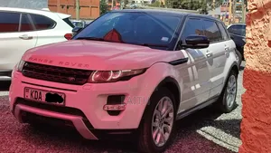 Land Rover Range Rover Evoque Pure AWD 5-Door 2013 White