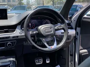 Audi Q7 2018 Pearl