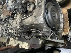 YD25 Complete Gearbox Nv350 4wd