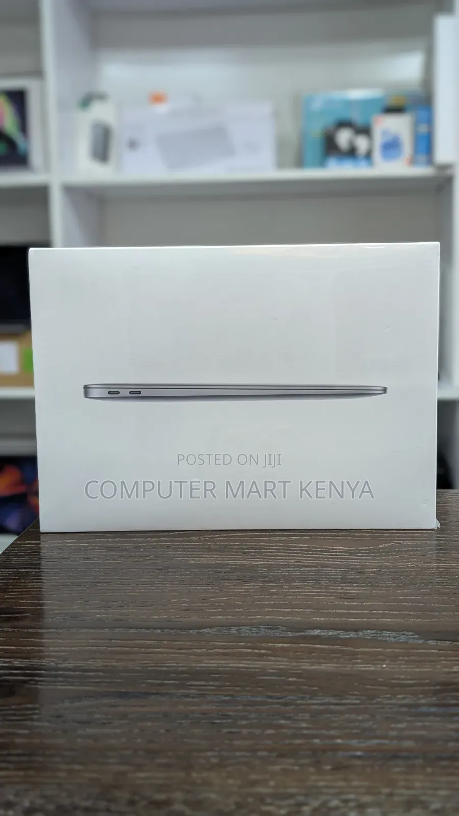 New Laptop Apple MacBook Air 8GB Apple M1 SSD 256GB