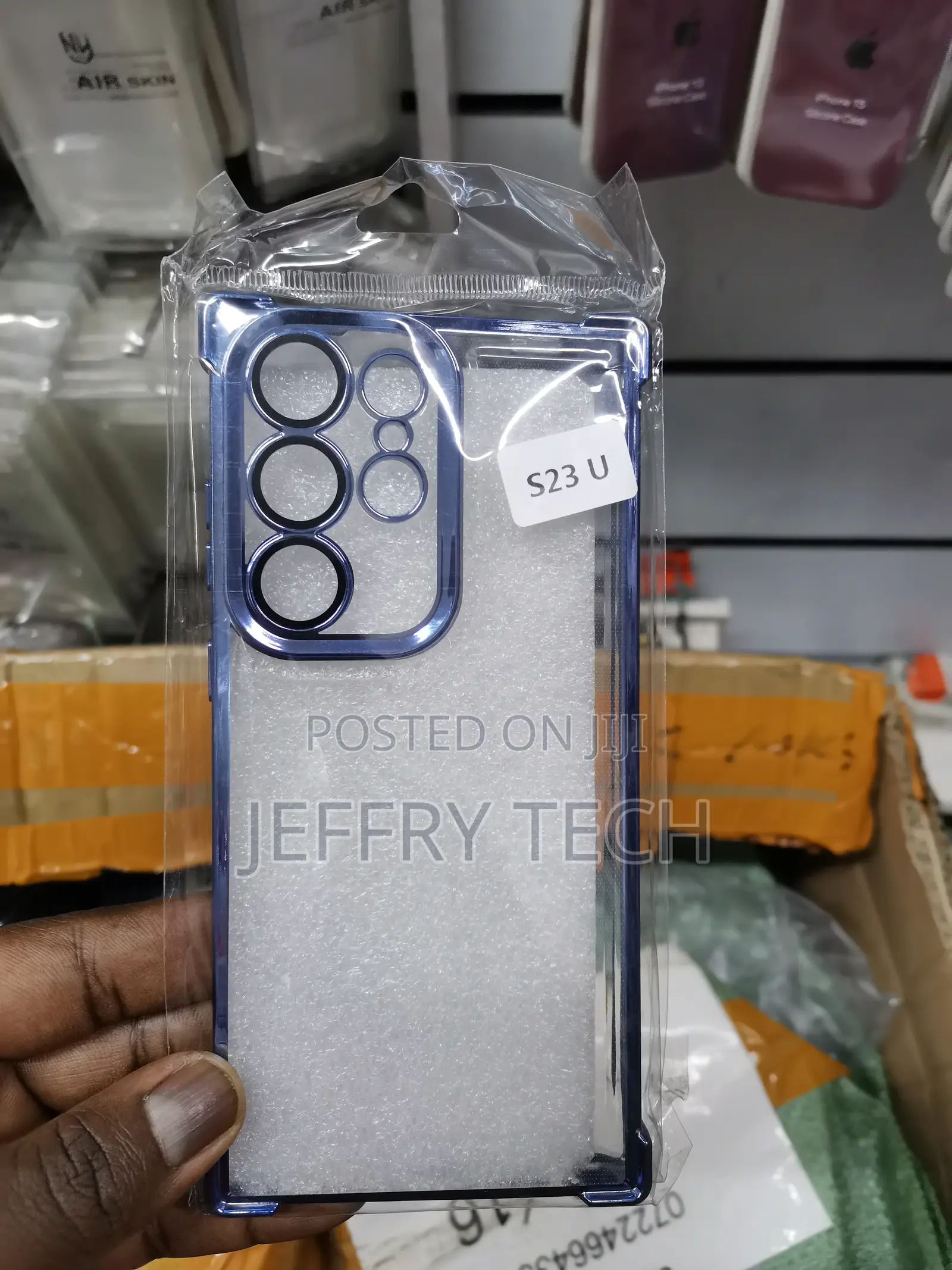 Samsung Galaxy S23 Ultra Clear Case With Blue Boarder