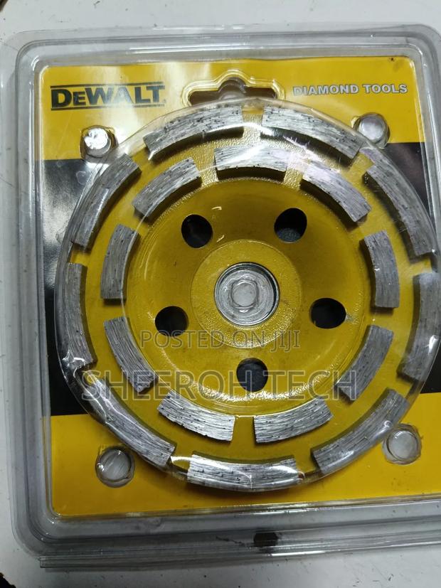 Terrazzo Disc/Disc - main view