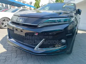 Toyota Harrier 2.0 Turbo 4WD 2018 Black
