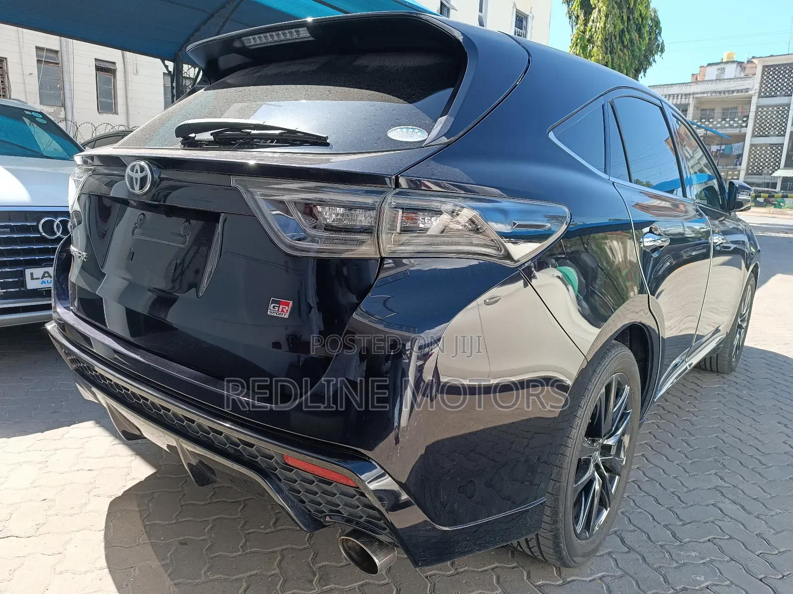 Toyota Harrier 2.0 Turbo 4WD 2018 Black