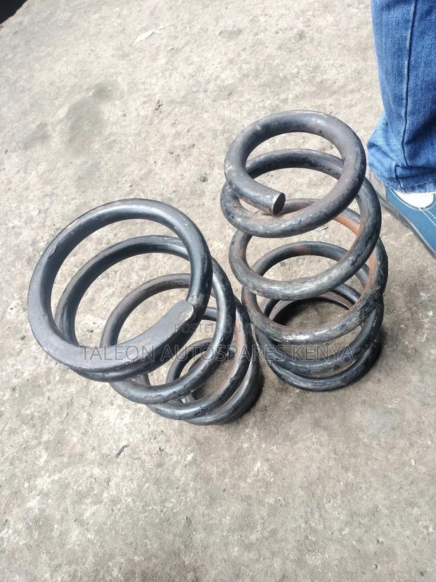 Toyota DMX 2wd Heavy Duty Springs - main view