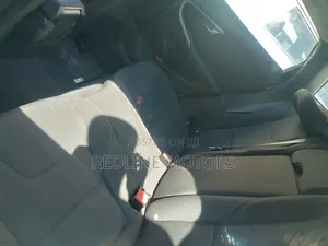 Volvo V40 2017 Pearl