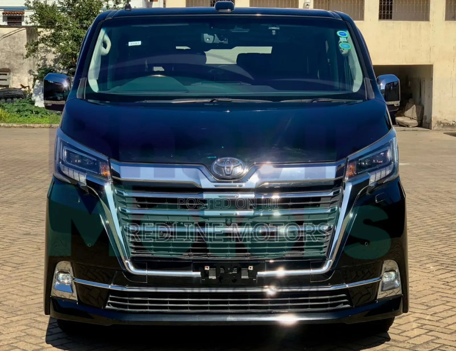 Toyota Granvia 2020 Black
