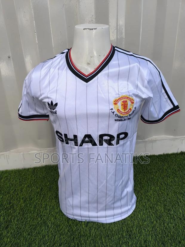 Manchester United Vintage Jersey - thumbnail 2