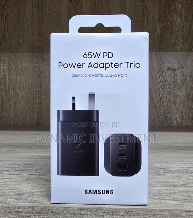Samsung 65w Pd Power Adapter Trio With 2xusb-C and 1xusb-A - main view