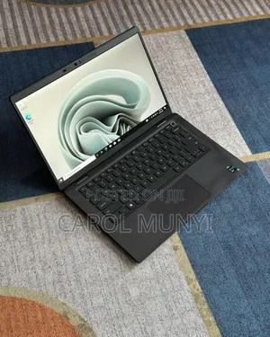 New Laptop Dell Latitude 7430 16GB Intel Core Ultra 5 SSD 256GB