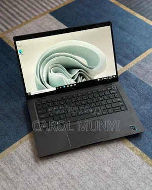 New Laptop Dell Latitude 7430 16GB Intel Core Ultra 5 SSD 256GB