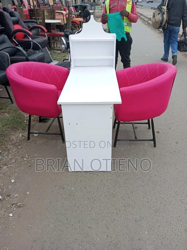 Simple Styling Seats - main view