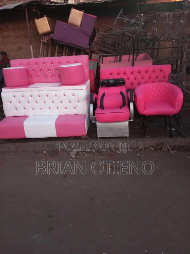 Classic Pedicures Coach - main view