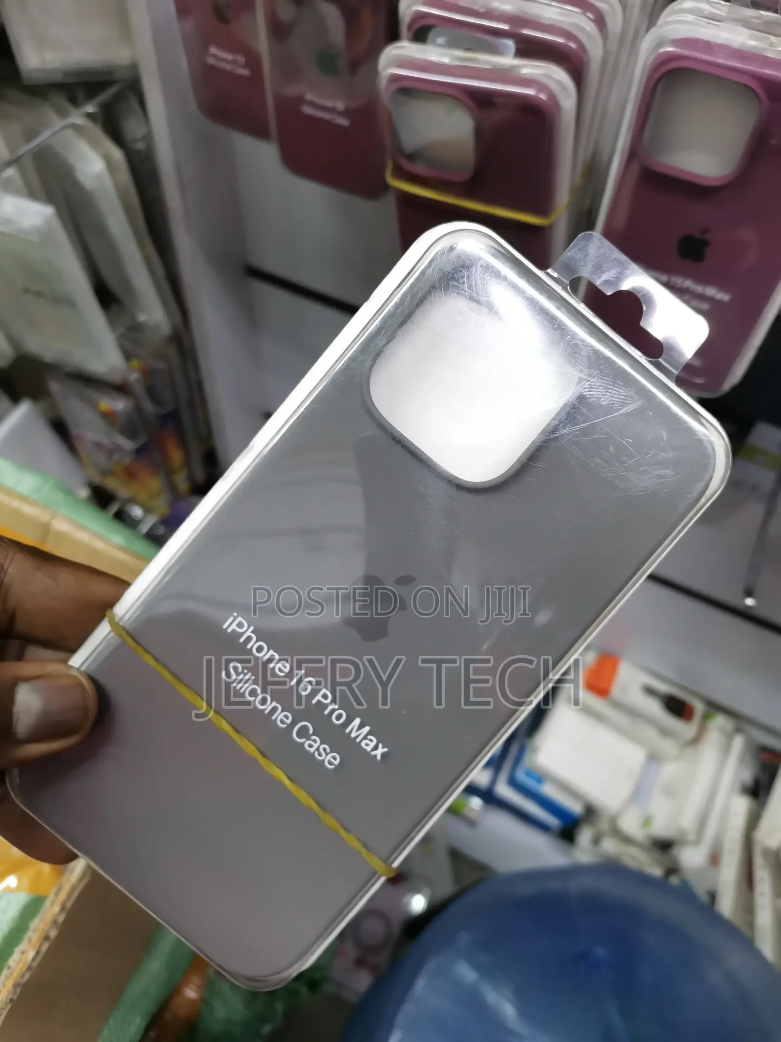 Silicone Shockproof Phone Case for iPhone 16 Pro Max -Gray