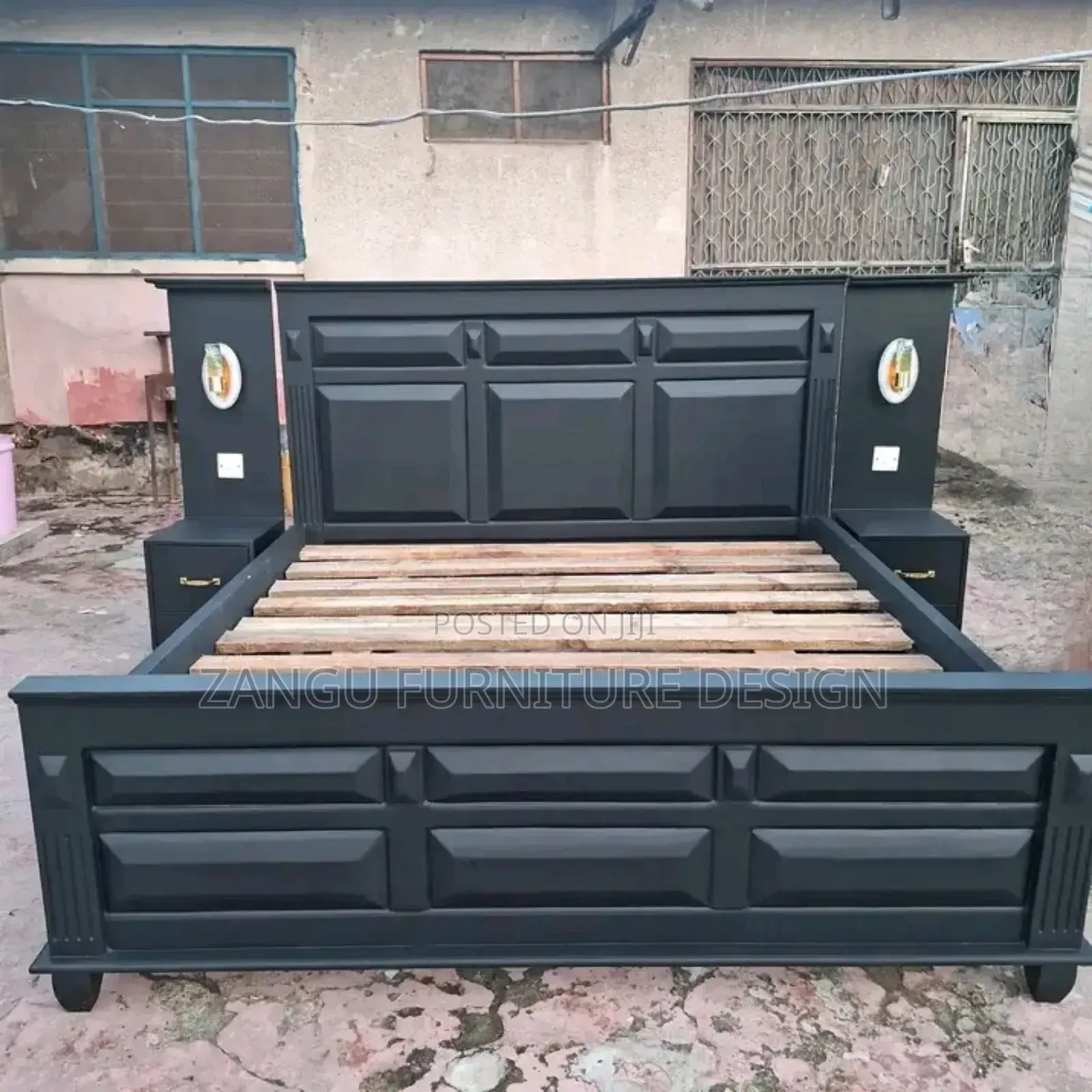 Shattering Beds 5 by 6 (Side Cabinets 9500/- At )