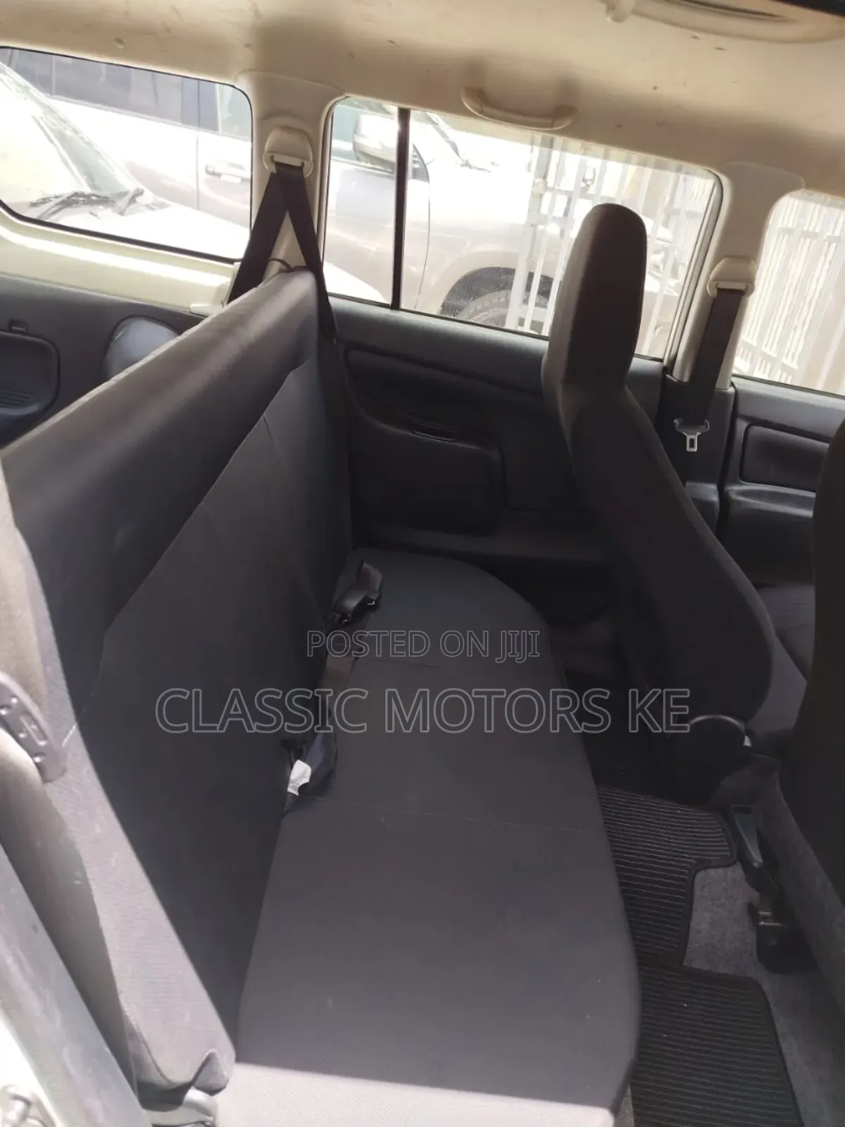 Toyota Probox 1.5 DX Comfort 2WD 2019 White