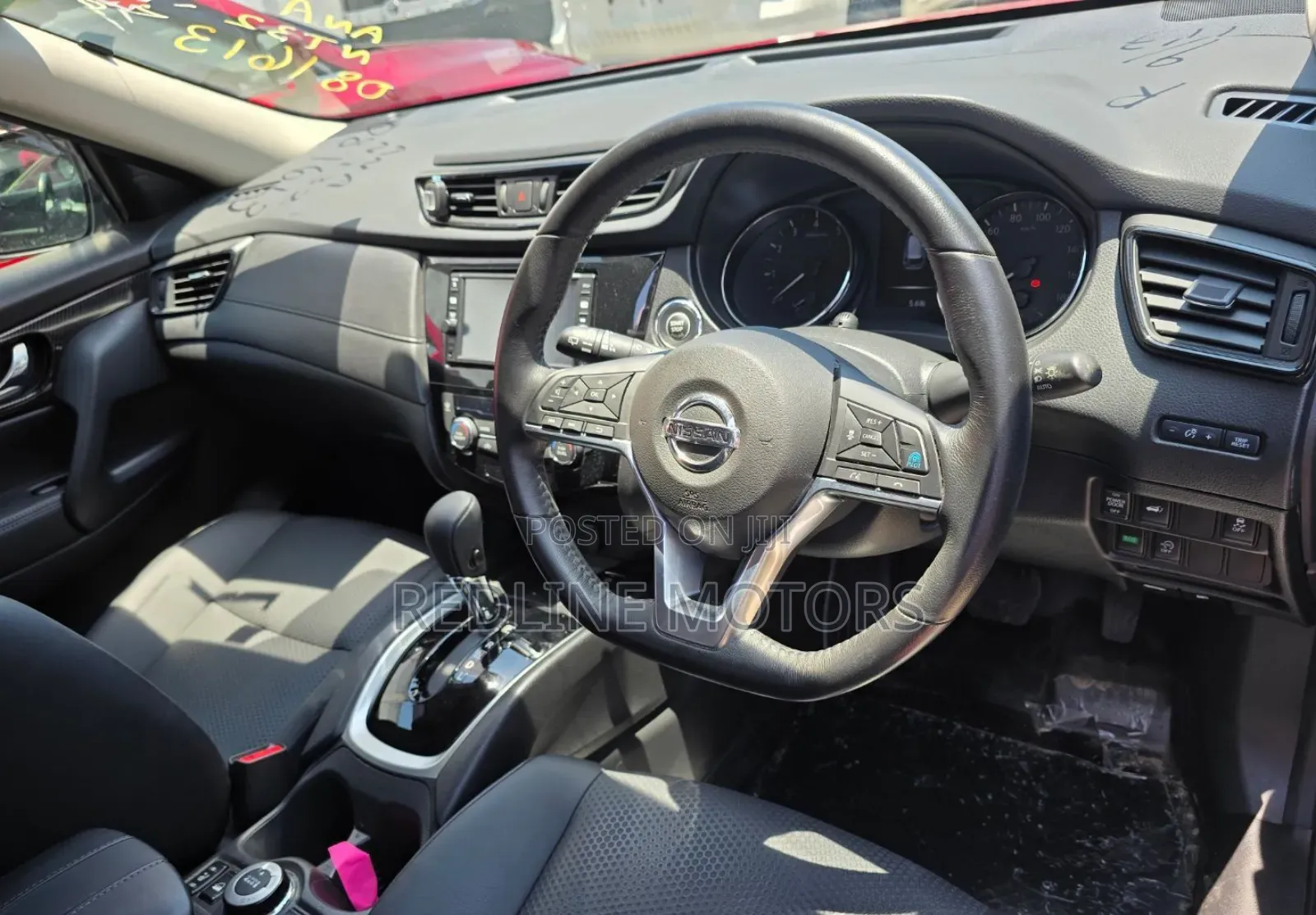 Nissan X-Trail 2018 Red
