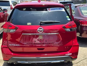 Nissan X-Trail 2018 Red