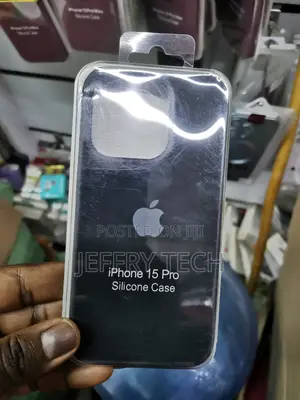 Apple iPhone 15 Pro Silicone Case Drop Pretection-Black