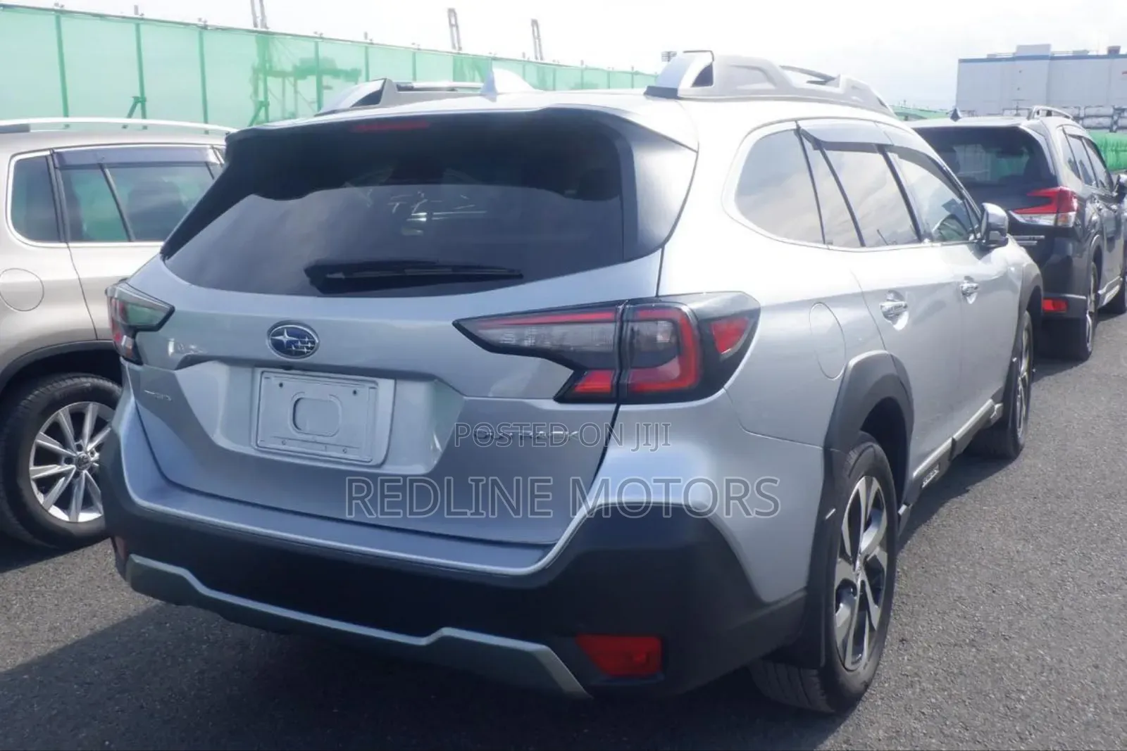 Subaru Outback 2022 Silver