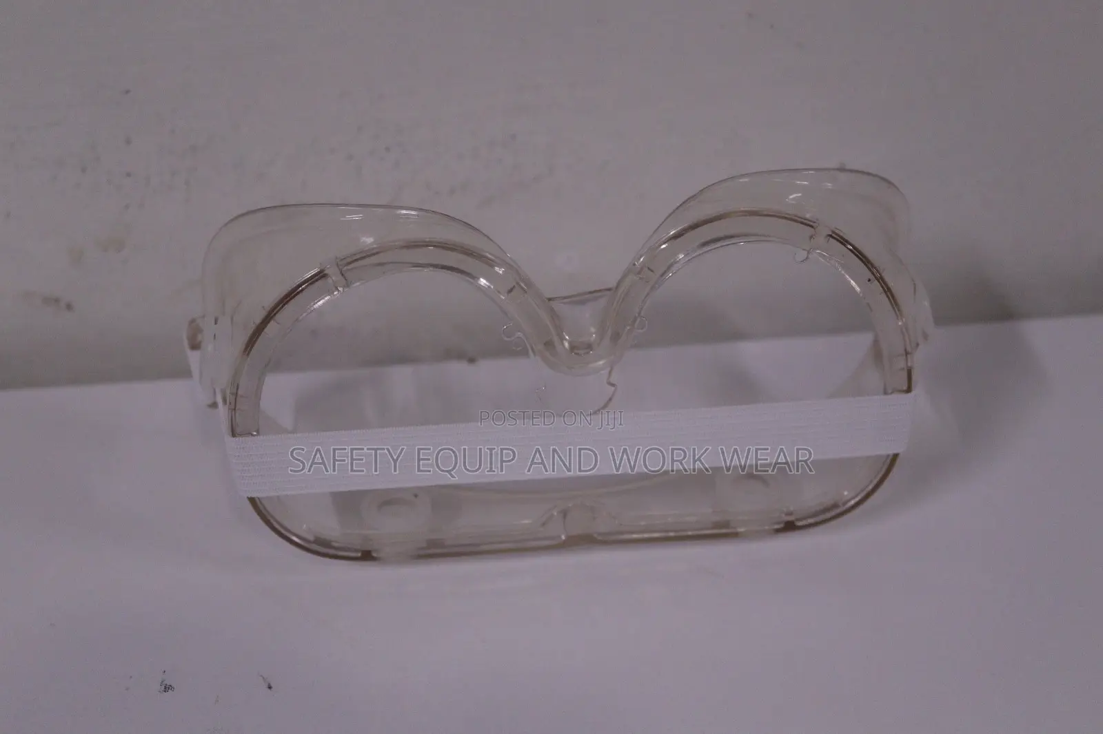 Safety Googles With Adjustable Straps