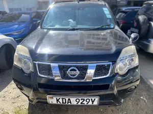Nissan X-Trail 2.0 Petrol AWD 2014 Black