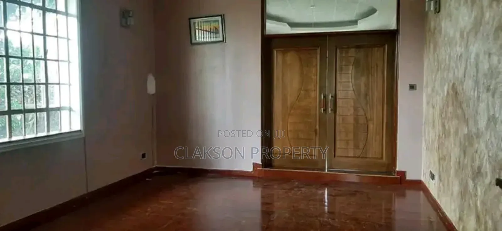 Commercial Office to Let